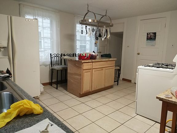 3rd image of 1302 W 89th St