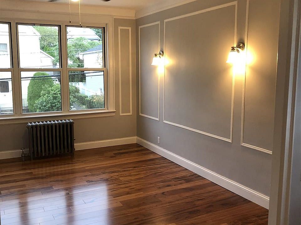 2nd image of 166 Wood Ridge St #2