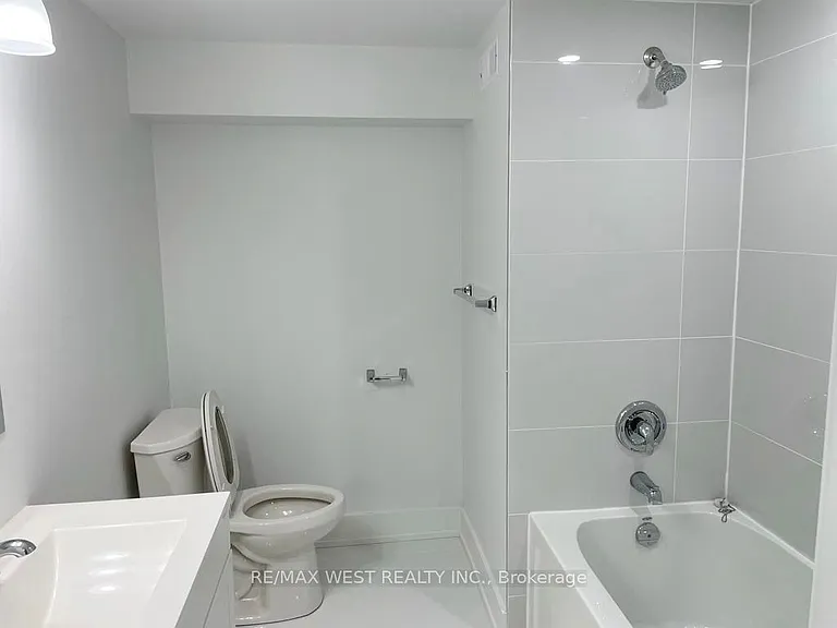 26 Smoothwater St #BASEMENT — Photo 7