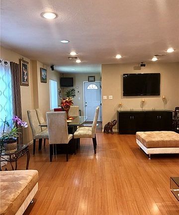 4th image of 8043 Wisner Ave