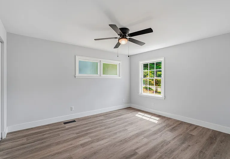 6821 Westland Dr — Photo 28