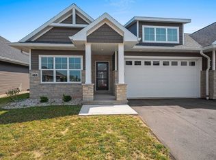 465 Papermill Cir, Kimberly, WI 54136