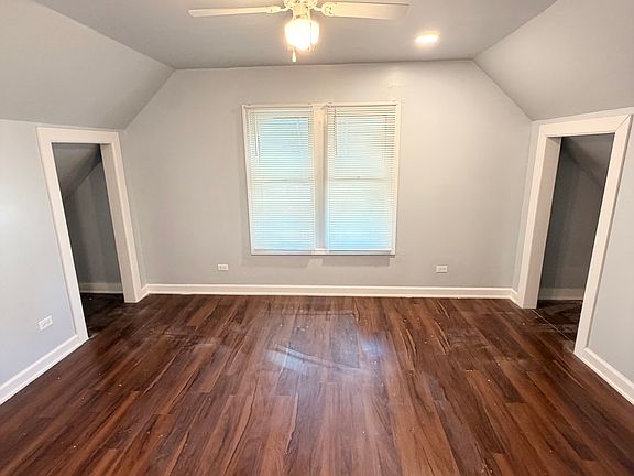 5th image of 14305 Irving Ave APT B