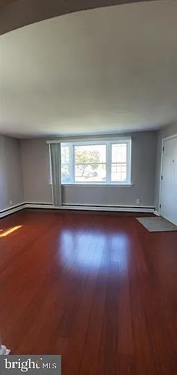 E Fariston Dr — Photo 28