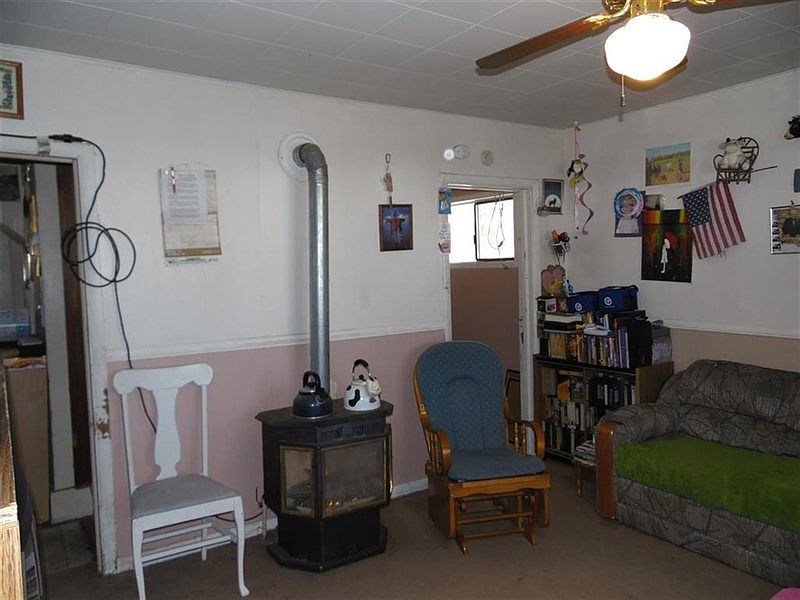 2nd image of 408 W Willis St