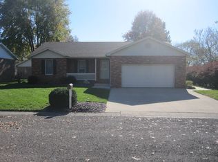 102 S 3rd St, Breese, IL 62230