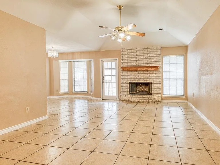 2322 Willow Dr — Photo 14