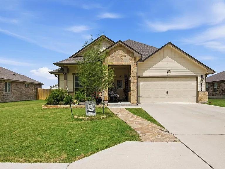 229 Cinnamon Loop — Photo 2