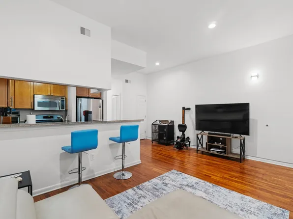 187 Wayne Street image 5 of 37