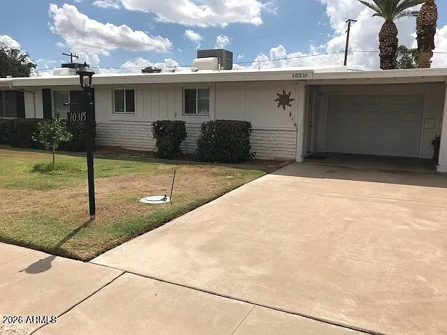 10319 W Oakmont Dr