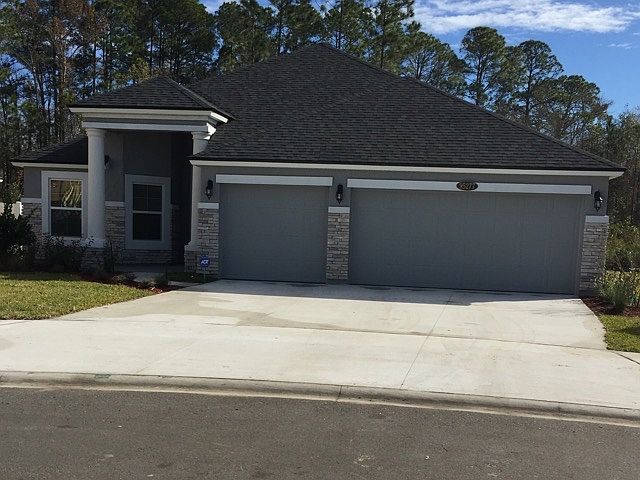 1st image of 95277 Tanglewood Dr