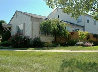 23644 N Rockledge, Novi, MI