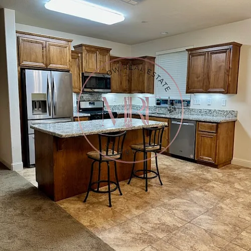 4 bed, 1750 sqft, $2,600 — Photo 2