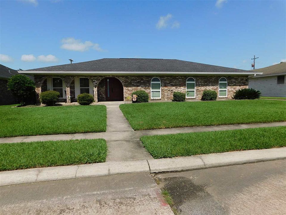 1st image of 2766 S Kitchen Dr