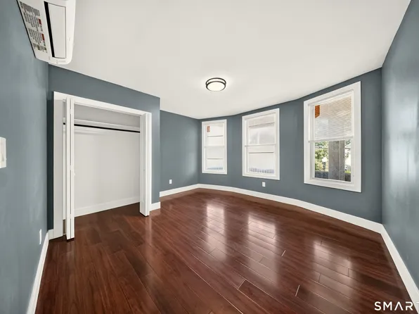 357 Park Ave, Bridgeport, CT