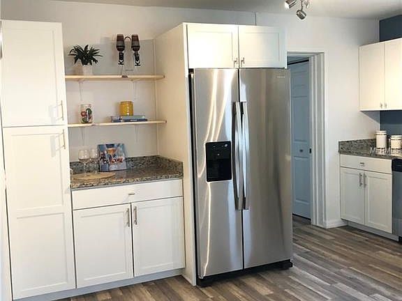 5th image of 7108 N Duncan Ave