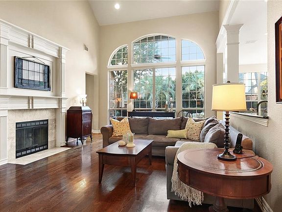 5th image of 1422 Monarch Way