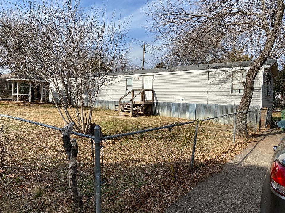1st image of 101 Willow Ln