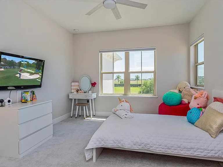 8222 Topsail Pl — Photo 32
