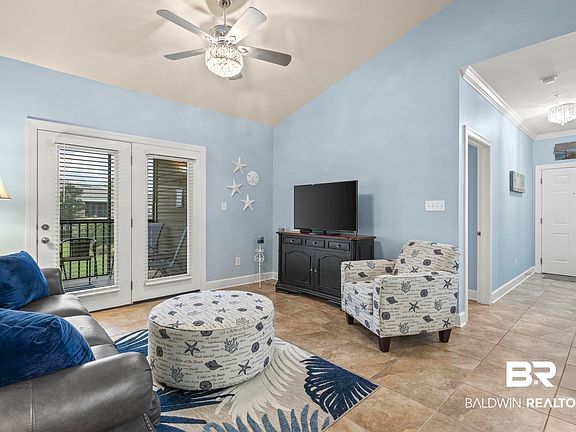 4th image of 450 Park Ave APT 716