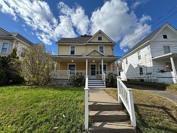 2nd image of 108 Lincoln Ave