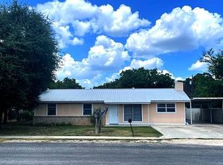210 Patricia St, Junction, TX 76849