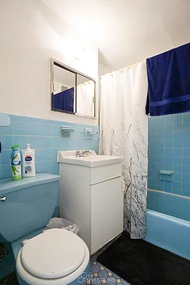 Rented by City Connections Realty | media 8