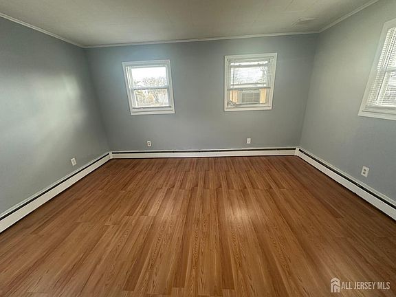 4th image of 19 Baldwin Rd