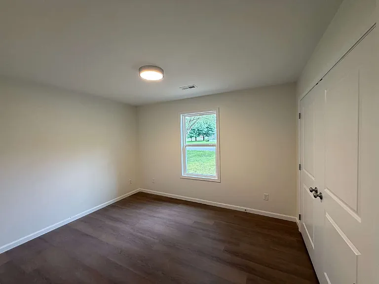 218 E Peter Ave — Photo 14