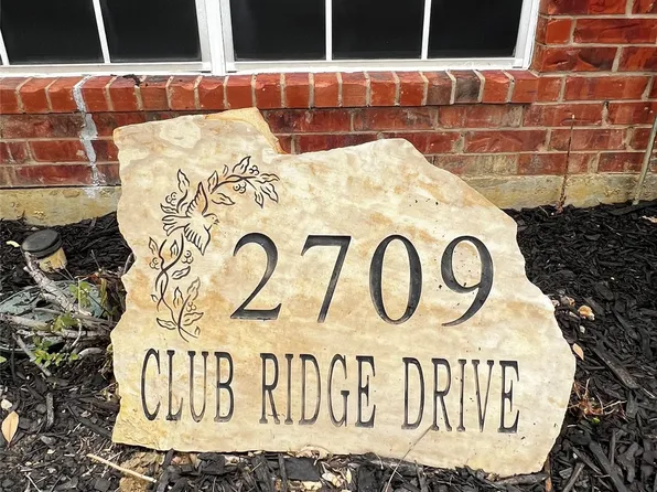 2709 Club Ridge Dr, Lewisville, TX 75067