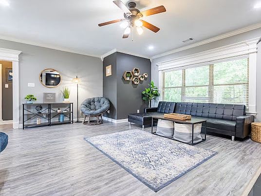 2nd image of 8116 Kanis Oaks Dr