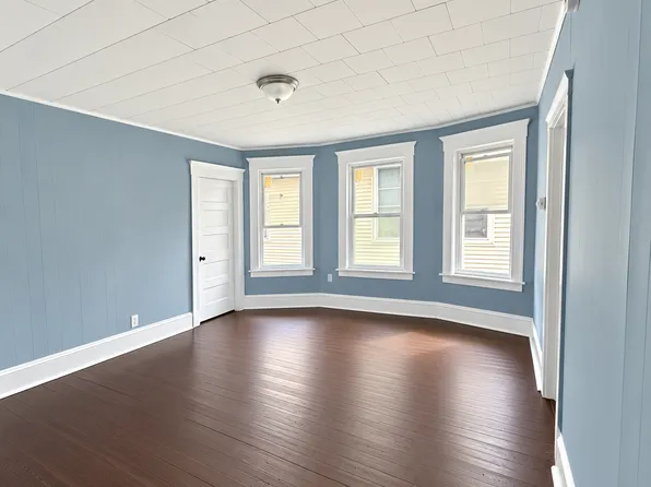 922 Howard Ave #2, Bridgeport, CT 06605