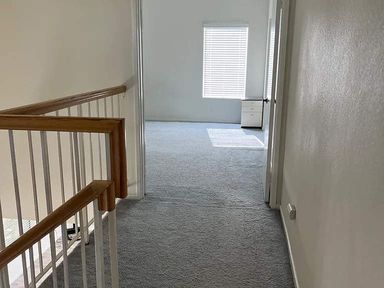 1657 Meadow Glen Rd — Photo 14
