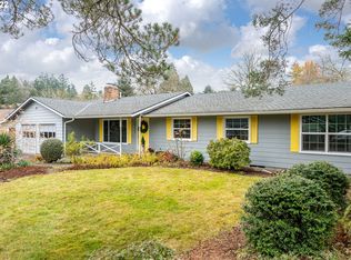 10734 SW 63rd Pl, Portland, OR 97219