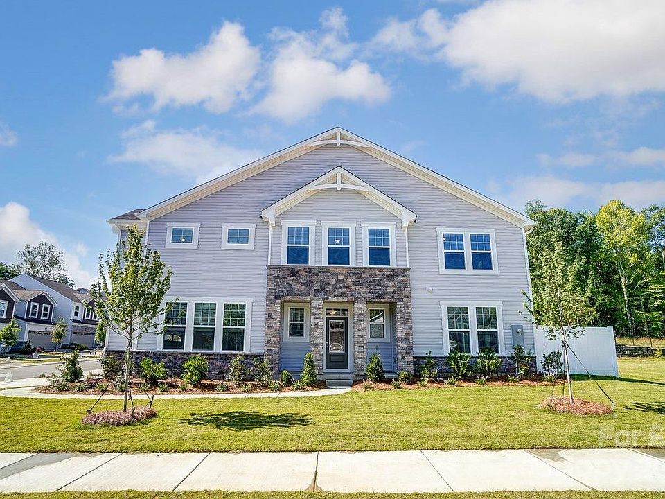 1st image of 3806 Amalia Pl #13