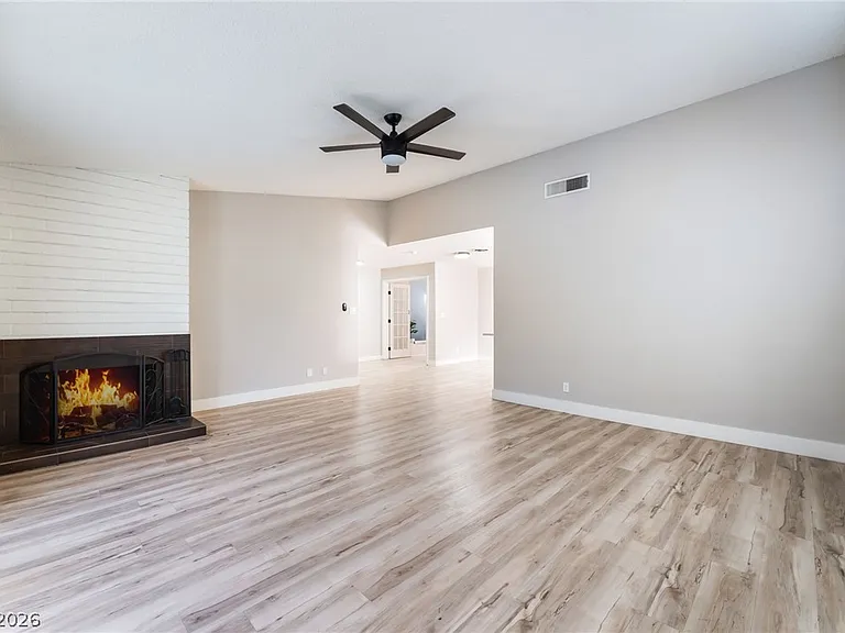 2129 N Michael Way — Photo 28