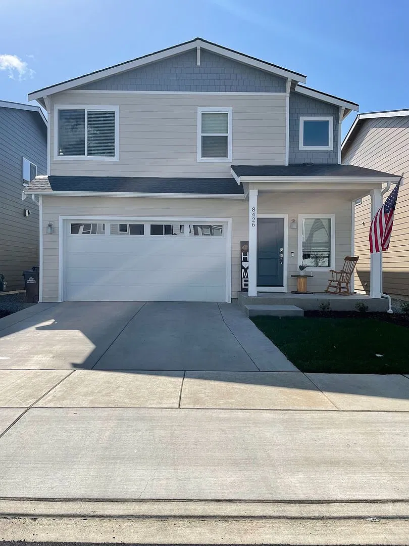 Newly Built 4bd 2.5ba in LSSD — Photo 1
