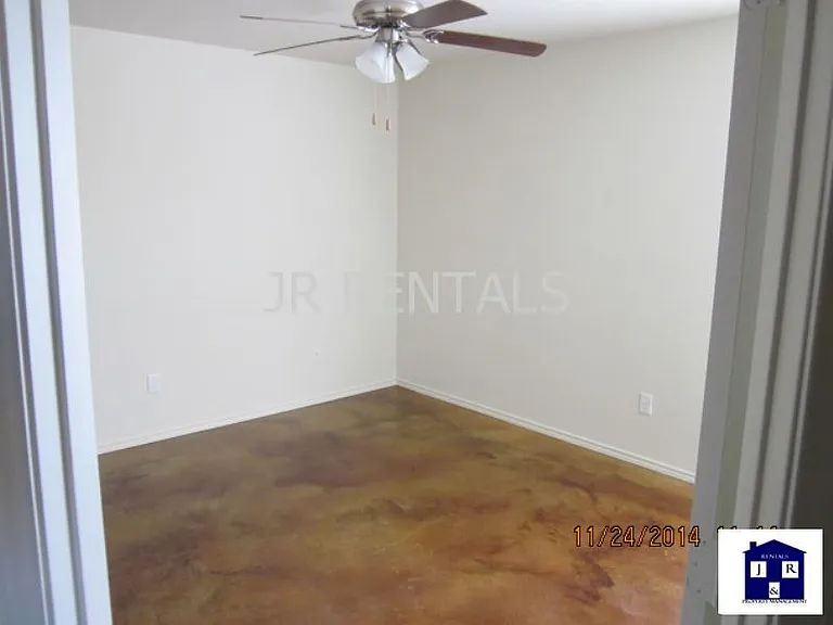 2923 Starlight Dr #B — Photo 10