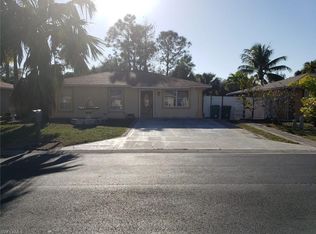 12119 Americus Ln, Naples, FL 34113