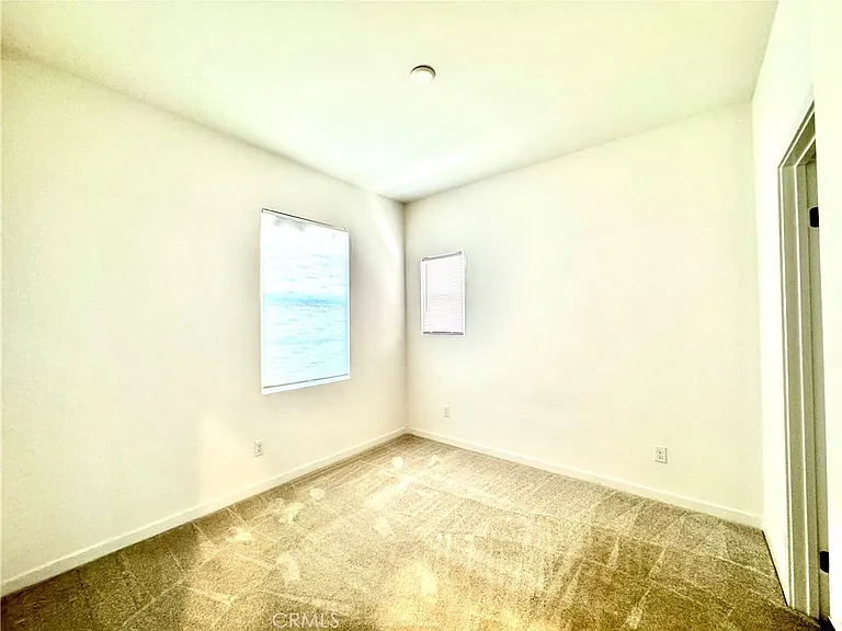 4422 S Bryan Paseo — Photo 5