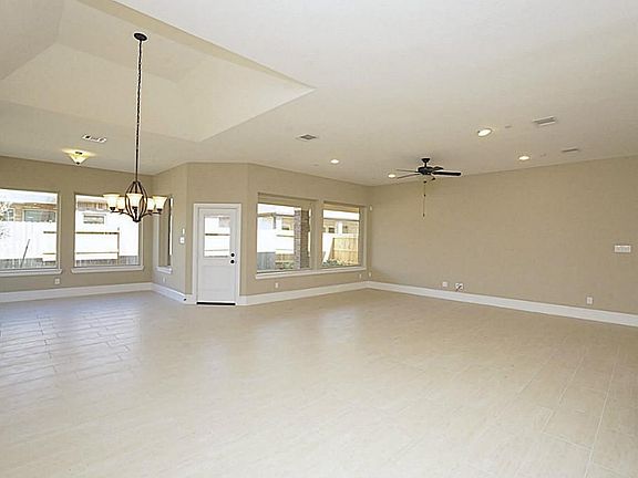 4th image of 26922 Carmel Falls Ln