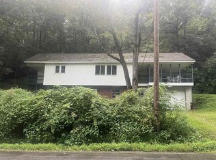 1413 Globe Mills Rd, Middleburg, PA 17842