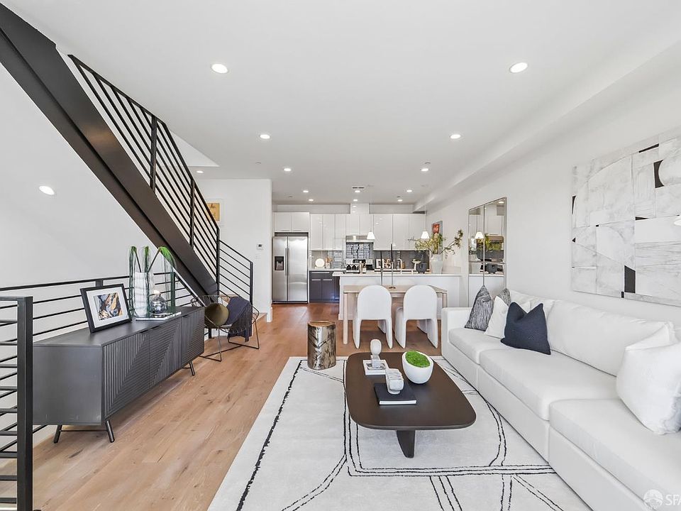 1st image of 4132 3rd St #5
