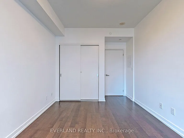 21 Widmer St #1507 — Photo 18