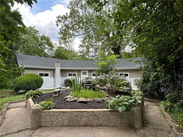 2235 S Delaware Dr, Easton, PA 18042