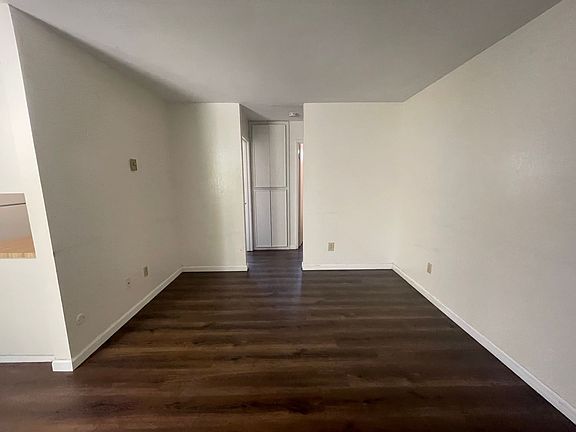 3rd image of 3041 Spring St APT 3