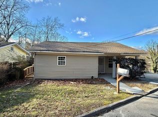 805 Gillespie Rd, Chattanooga, TN 37411