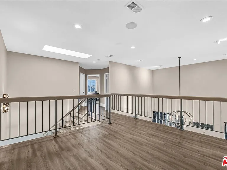 3741 Rutherford Ct — Photo 9