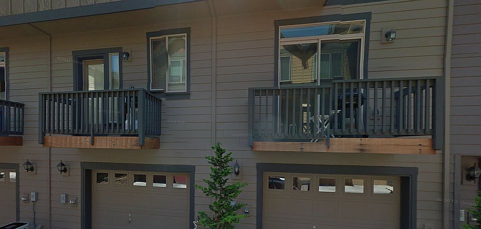 1st image of 1438 NE Redspire Ln