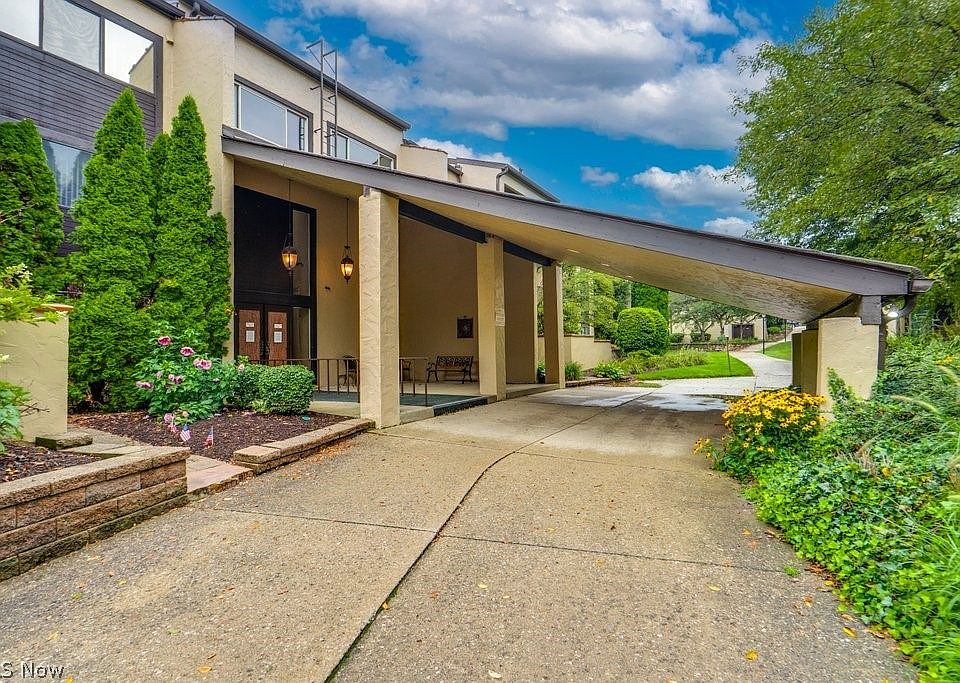 1st image of 1012 Bunker Dr APT 106